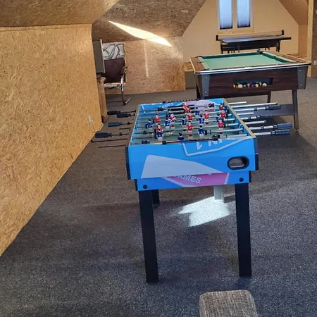 Dom Na Ubocy דירה *