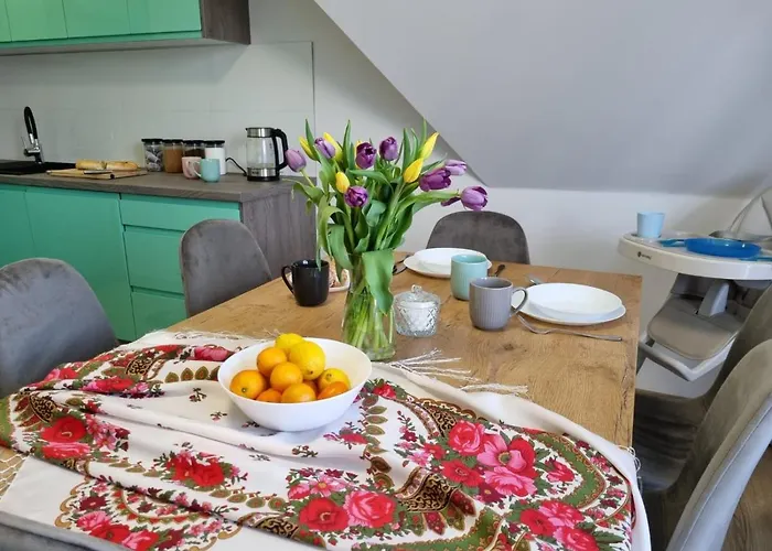 Dom Na Ubocy * Groń